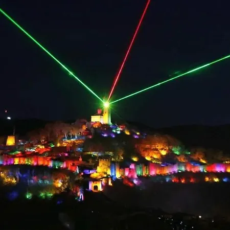 стонел-семейно студио Apartment