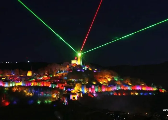 стонел-семейно студио Apartment